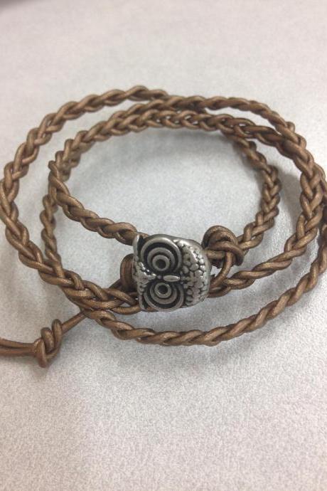 Triple wrap braided leather bracelet