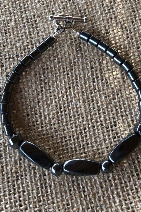 Hematite beaded bracelet with toggle